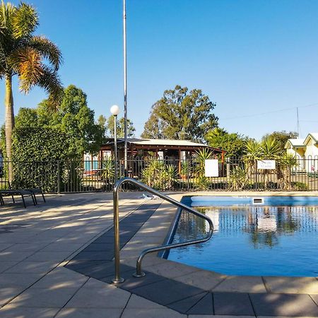 Roma Big Rig Tourist Park Otel Dış mekan fotoğraf