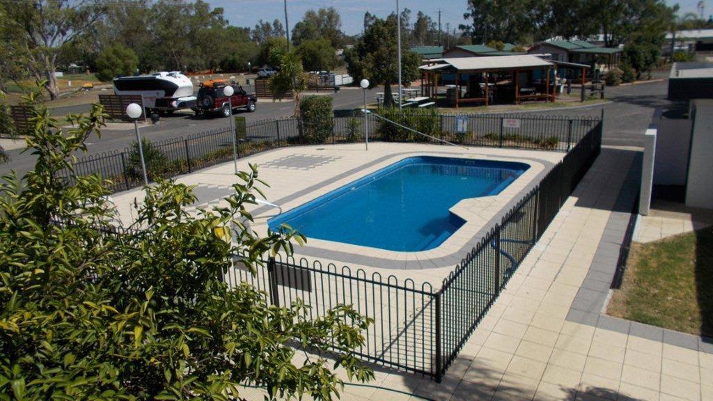 Roma Big Rig Tourist Park Otel Dış mekan fotoğraf